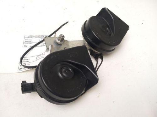 2010 ford explorer horn pair