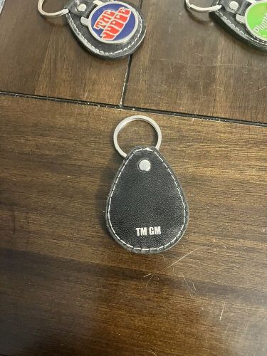 Chevrolet camaro z/28 z-28 z28  leather emblem logo keychain keyring