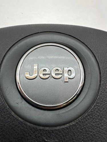 2016 2017 2018 jeep grand cherokee driver wheel air bag