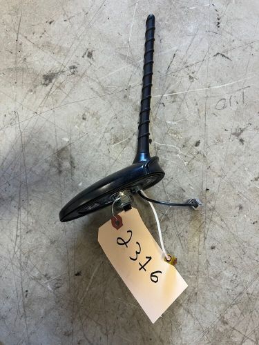 2009 - 2013 kia soul roof mounted radio antenna assembly  #2316