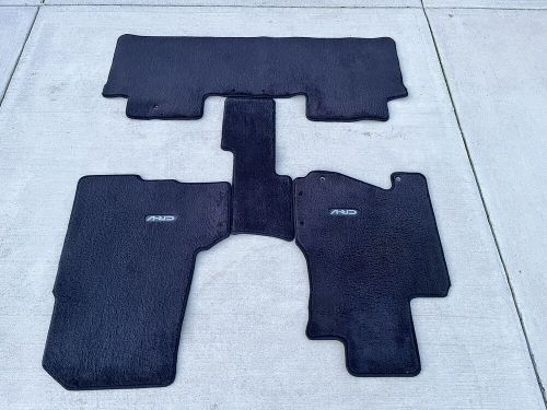 2006 oem honda crv black floor mats…complete set!