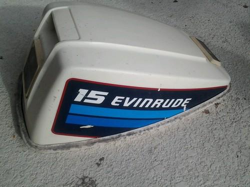 1982 evinrude  outboard  engine  cowling 9.9 to 15 hp 