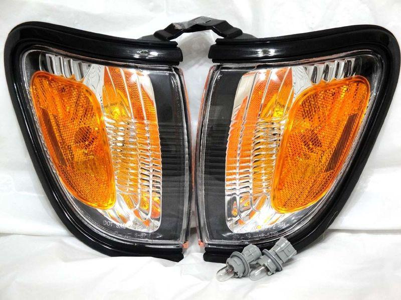 Toyota 01-04 tacoma corner park signal light lamp w/lightbulbs black trim rl new