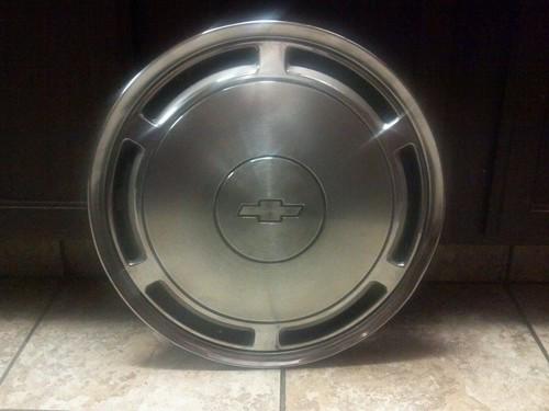 1993 - 1996 chevy caprice impala monte carlo 6 slot 15" hub caps  hubcaps cap