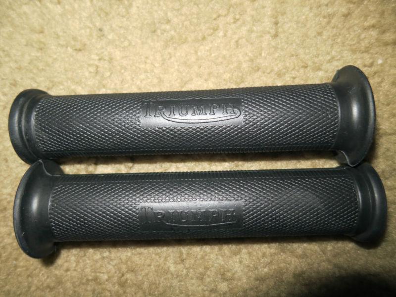 Triumph pre-unit 1" handlebar grips logo grip 1946-1962 uk made p# 97-0230