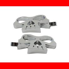 Chrome skull footpeg set for harley models sportster softail dyna touring