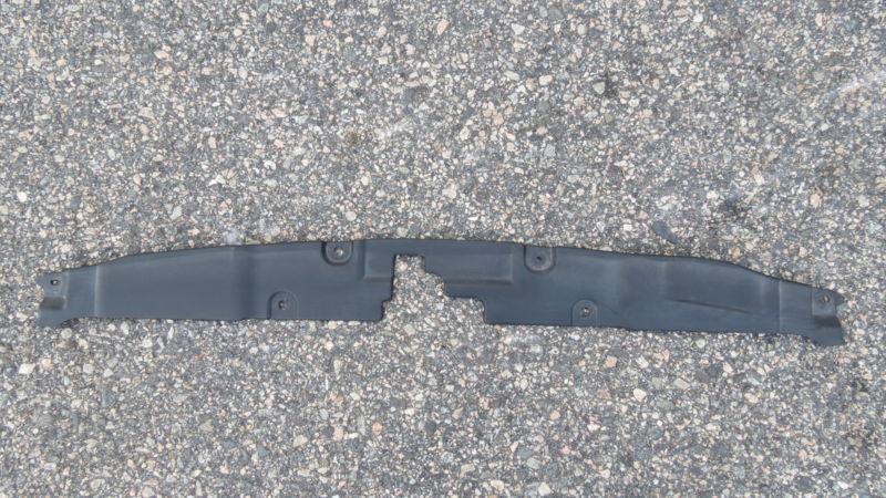 04-08 mazda rx8 front bumper top seal plate cover