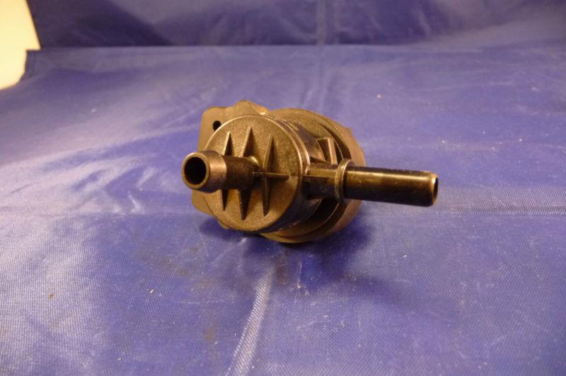 Mercedes benz purge valve 2124702493 oem oe