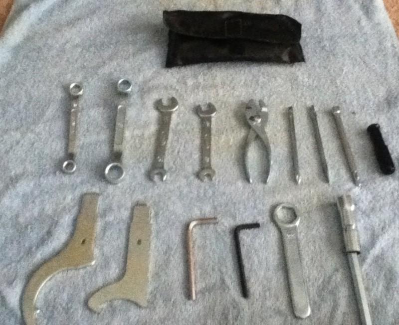 Honda gl 1500 tool kit 