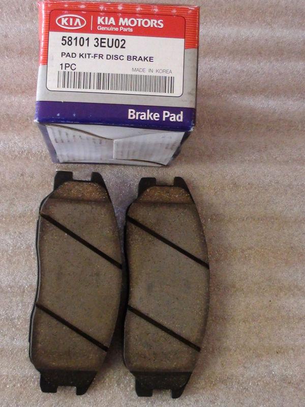 Front brake pads  kia sorento 581013eu02