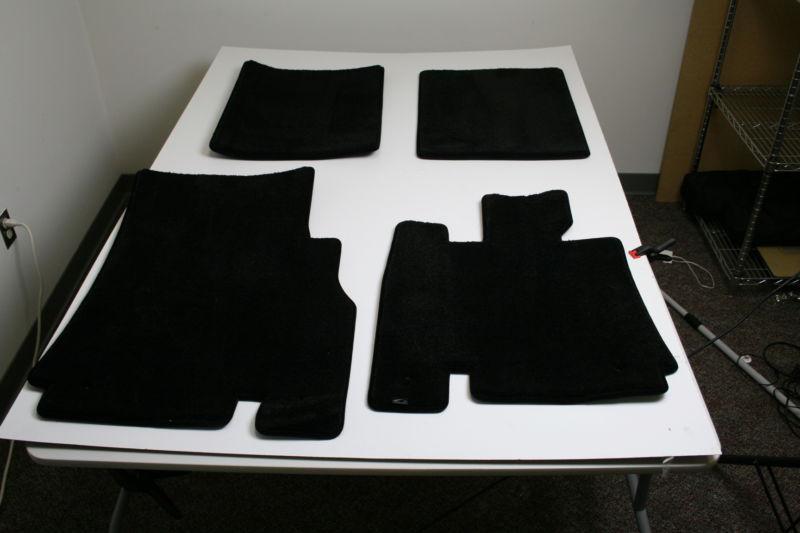 Luxury black carpet floor mats front/rear set 2002-09 bently arnage