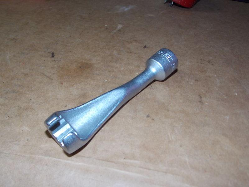 Hazet 4550-1 12pt 17mm socket wrench for injection lines- 1/2" drive 