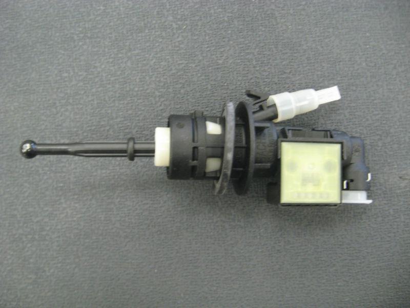 Volkswagen/audi master cylinder