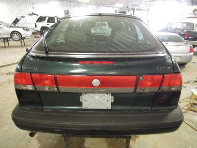 1996 saab 900 outer tail light lamp right