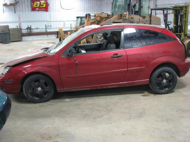 2005 ford focus tail lamp light left