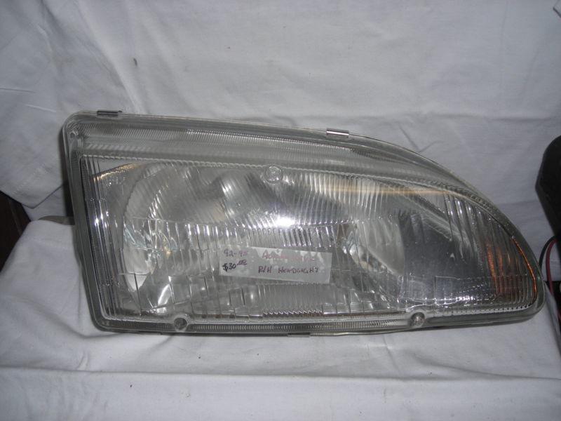 1992-1995 honda civic rh headlight.