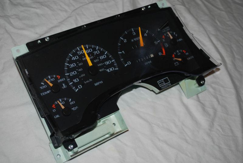 ★★1995-97 jimmy oem instrument gauge cluster- speedo tach blazer s10★★