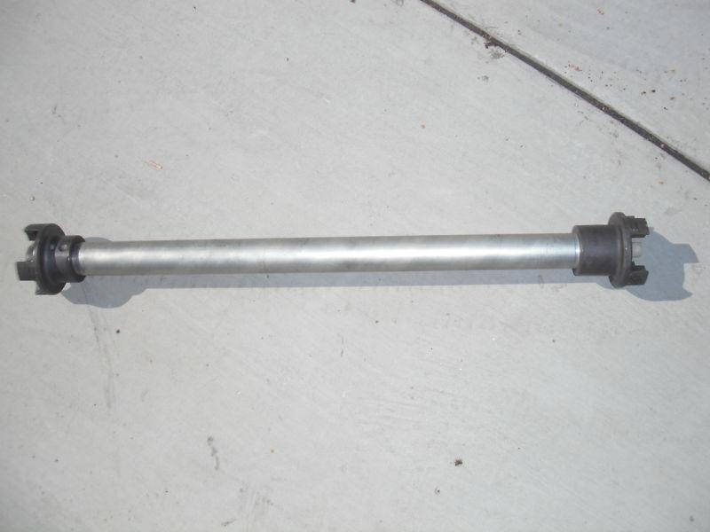 1998 98 seadoo xp limited xpl middle drive shaft 272000142