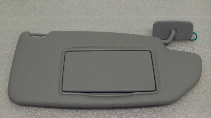 2001 volvo s60 oem light gray vinyl sun visor for passenger side