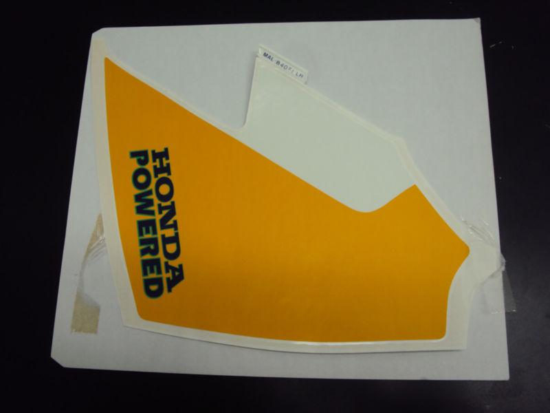 Honda,pn 64231-mal-b40za stripe, r.cowl (type1) 1998 cbr600se decal