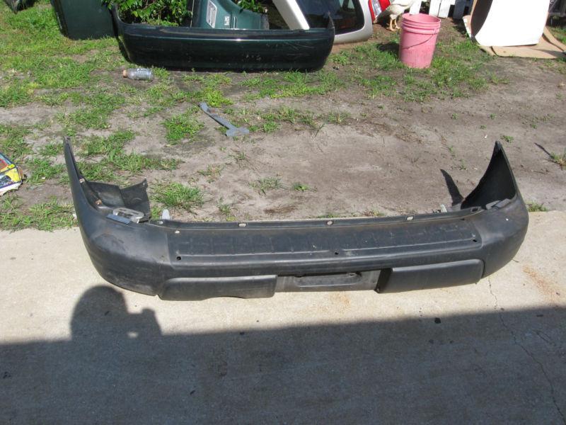 2001 oem subaru forester rear bumper assembly