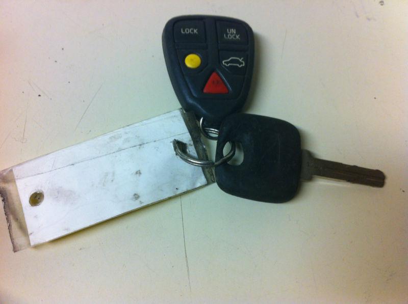 Oem volvo key keyless remote entry transmitter 9459368 oem 