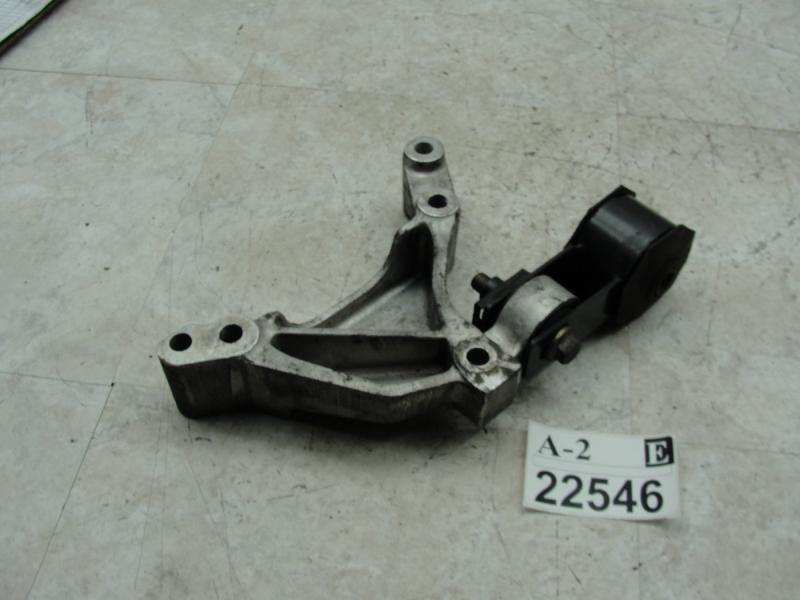 2002-2005 freelander front engine motor mount bracket support torque rod oem