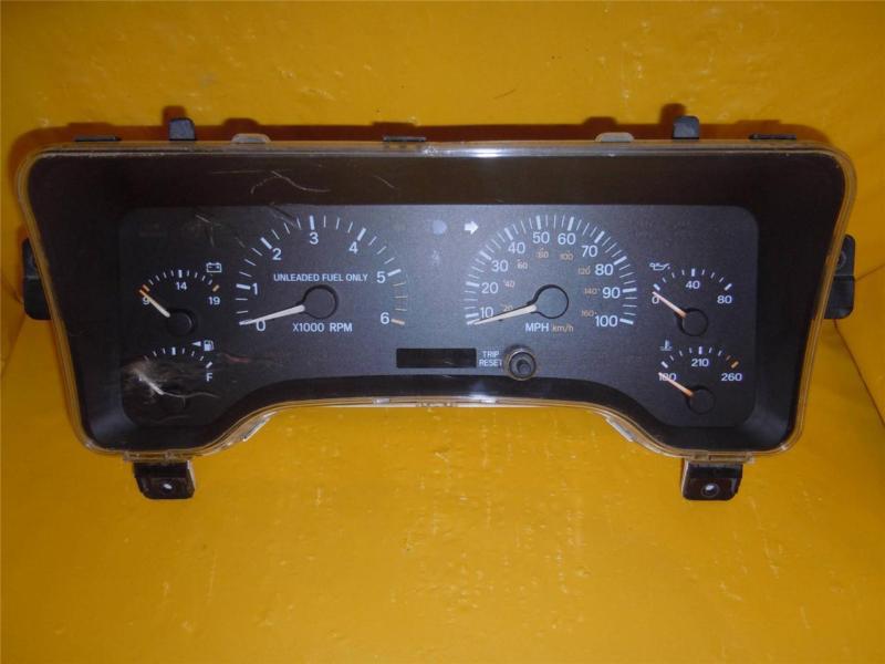 97 98 cherokee speedometer instrument cluster dash panel gauges 160k