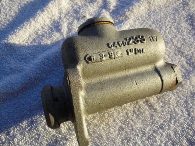 1953 corvette original 5454480 delco  remy master cylinder 