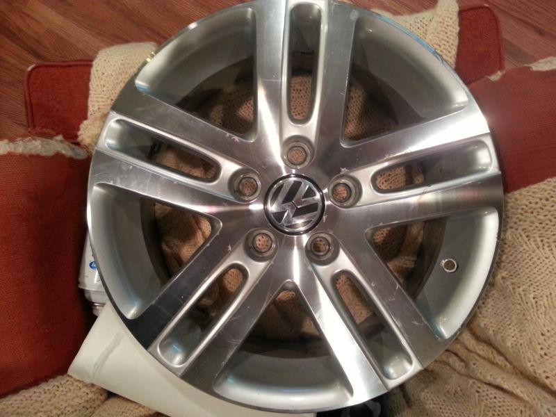 2010 vw jetta stock aluminum wheel