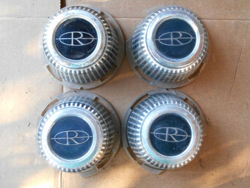 1968 buick riviera center caps set of 4