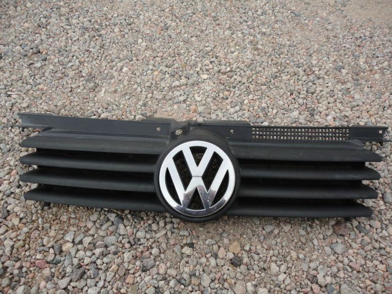 1999 jetta volkswagon black grill oem 