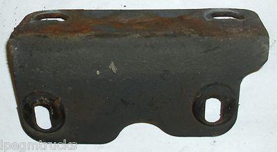 1999 chevy suburban ls primary hood catch latch bracket 4d gmc 5.7l k1500 truck