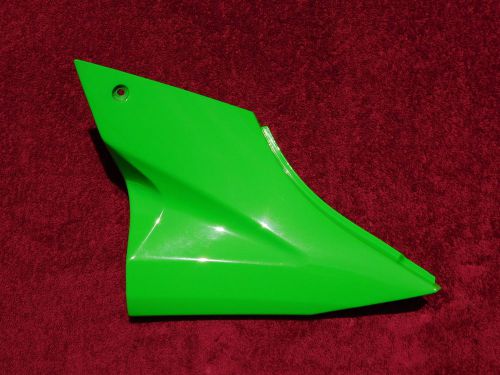 Left side tank / frame cover 06-07 zx10 ninja zx10r * oem body panel green