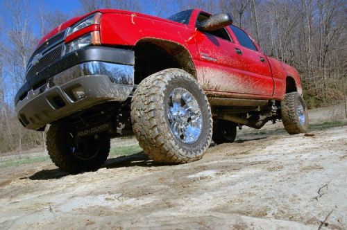 Rough country 6in gm suspension lift kit (01-10 2500hd 4wd)