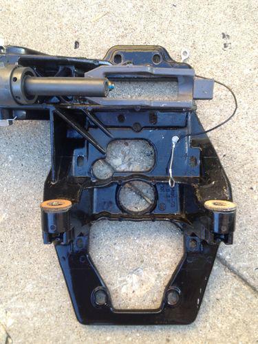 Mercruiser inner transom plate brkt power steering actuator assembly like new!