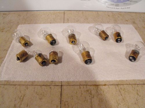 Assortment of 10 automobile light bulbs