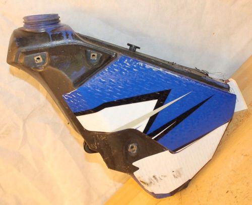 2001 yamaha yz125   fuel tank assembly