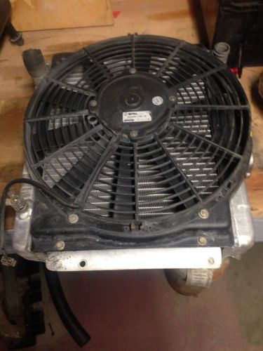 Transmission cooling unit with fan