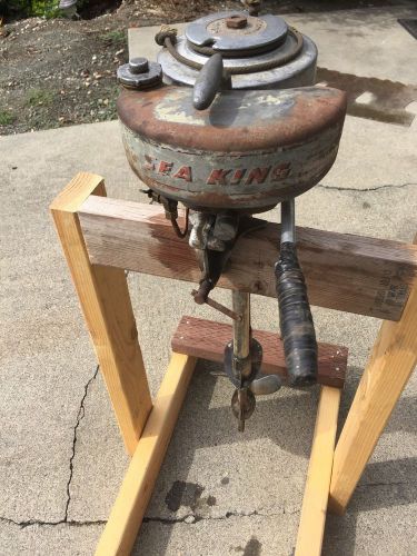 Vintage sea king outboard motor model 469. 1939 mongomery ward 1hp at 3750 rpm