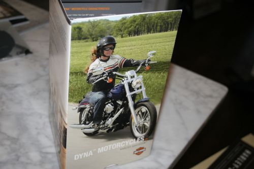 2006 harley davidson dyna tri fold sales info tool for dealership sales people