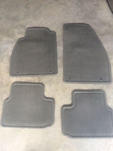 Chevy malibu floor mats new(gray) 2015-16