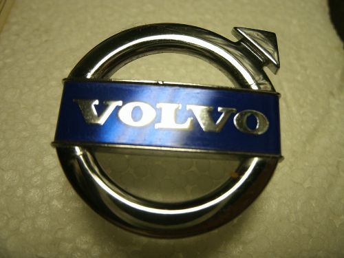 Volvo latest models driver/steering airbag chromium emblem/badge nice