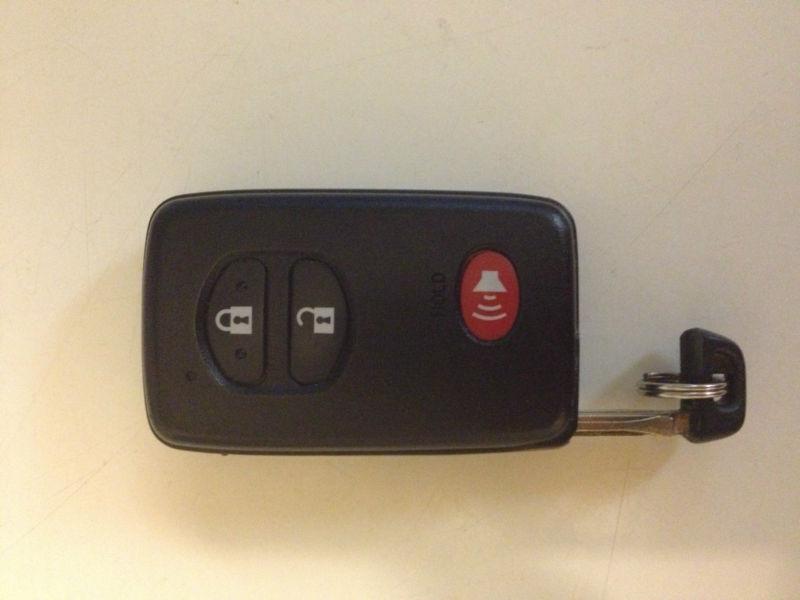 Toyota prius 2010 2011 2012 smart keyless remote  hyq14acx 