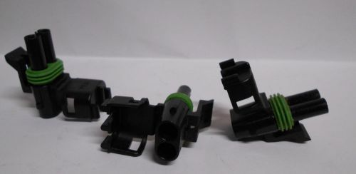 Lot of 20 female weatherproof electrical 2 pin connectors