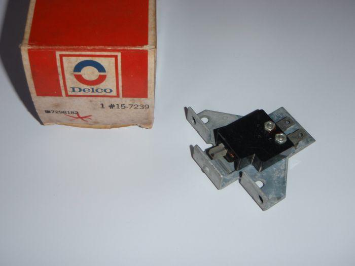 Nos gm delco ac & heat lo auto switch 67 68 cadillac new oem 7298182