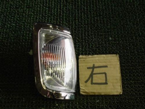 Daihatsu move 1995 right clearance lamp [4311000]