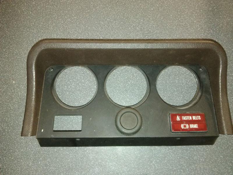 Porsche 944 924 - center console gauge bezel