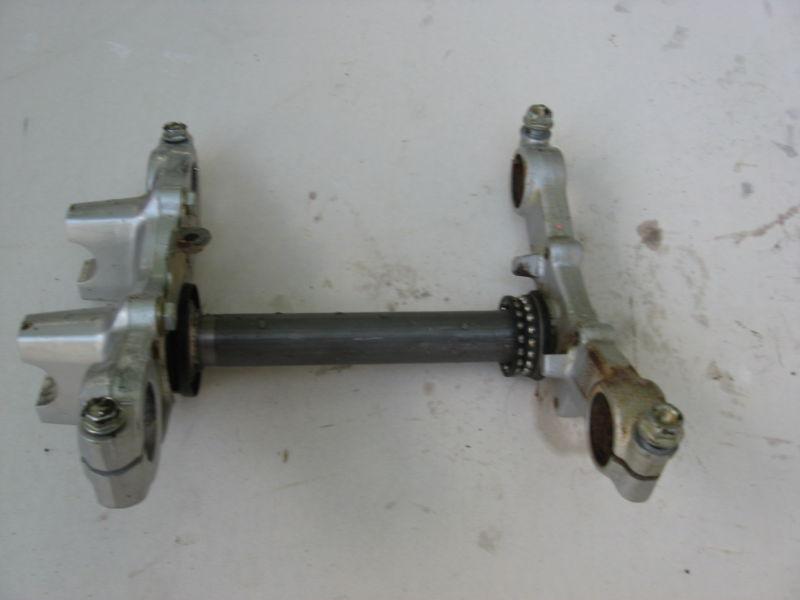 2002 honda xr 80r triple clamp