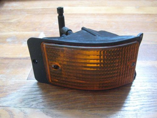 Porsche 944 - front turn signal - 477953065